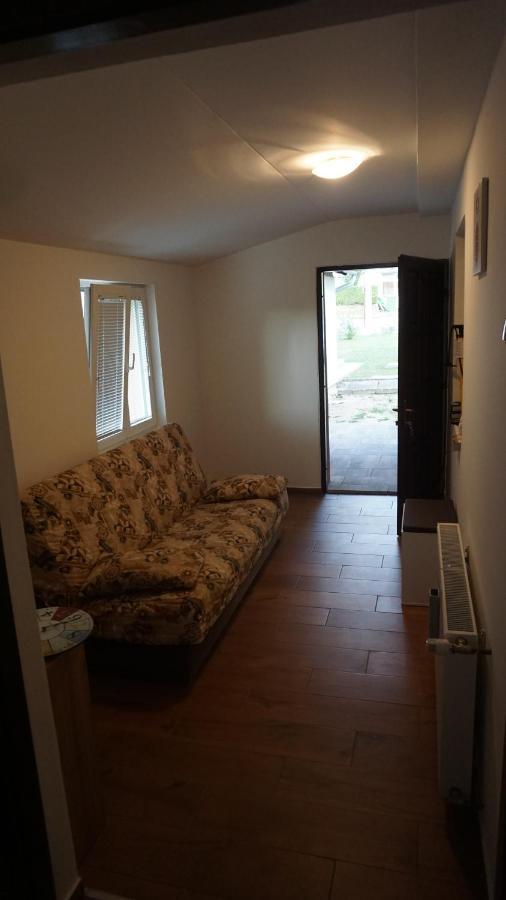 Studio Apartman "Djed" Hrvatska Kostajnica المظهر الخارجي الصورة